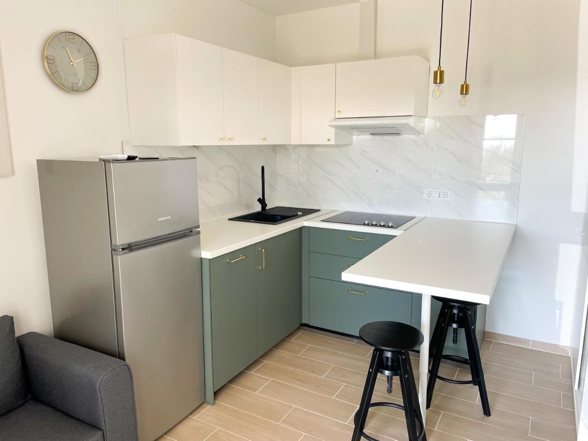 Modern Studio Overlooking Downtown Makarska Exterior foto
